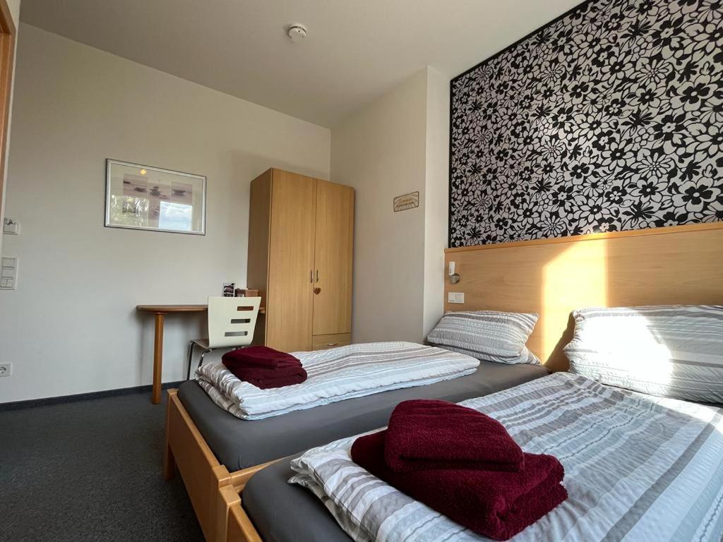 Ferienunterkunft Mit 4 Doppelzimmern In Einbeck!! Kültér fotó